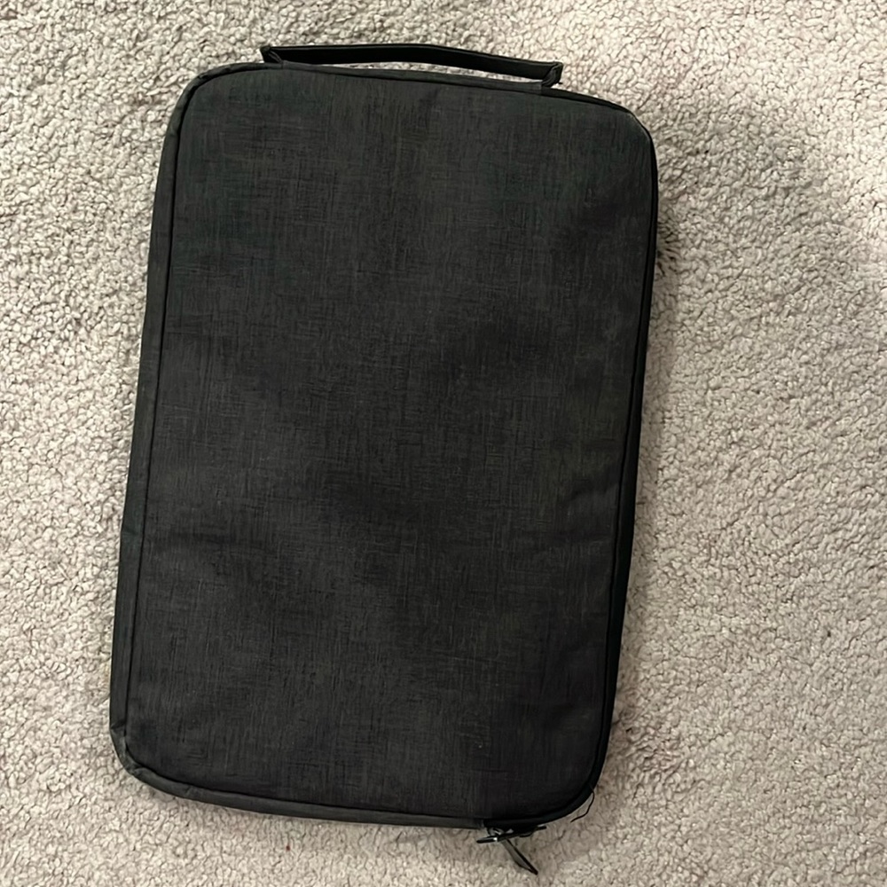 GUC! Dark Gray Charcoal Padded Chromebook Case Tech Organizer Pouch